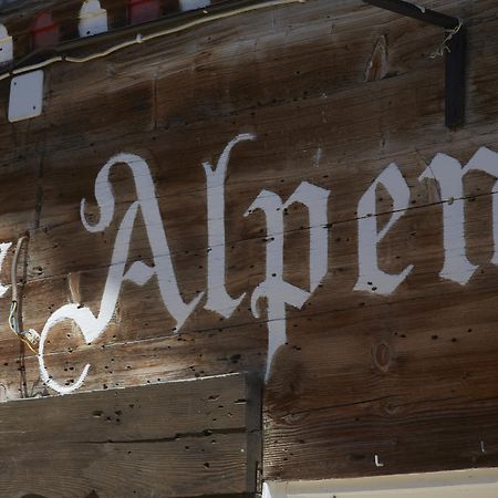 Alpenrose Gadmen - Gasthaus Buitenkant foto